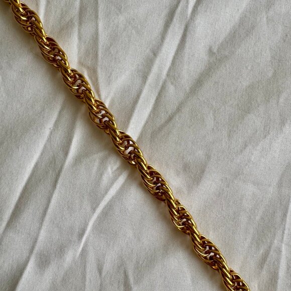 Vintage VENDOME Long Gold Tone Metal Chain Necklace - EUC - Picture 2 of 8